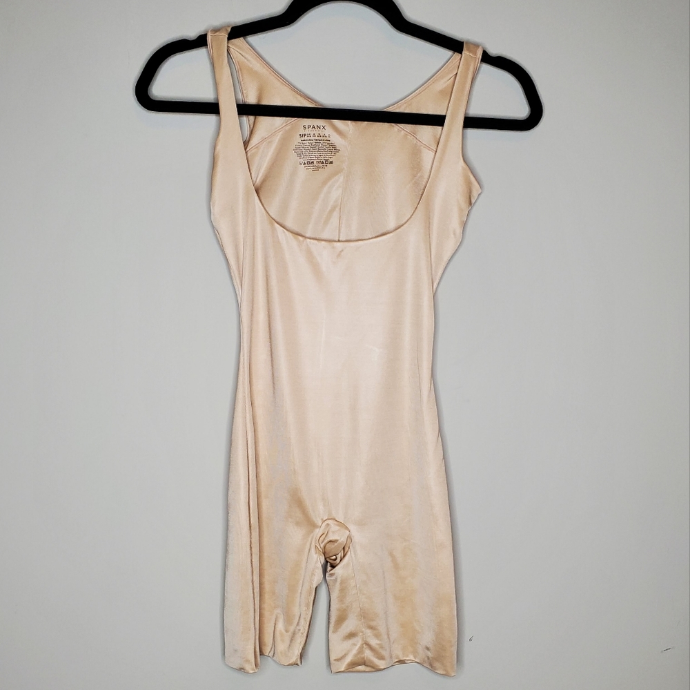 SPANX Shorts One Piece Body Shaper Size Small